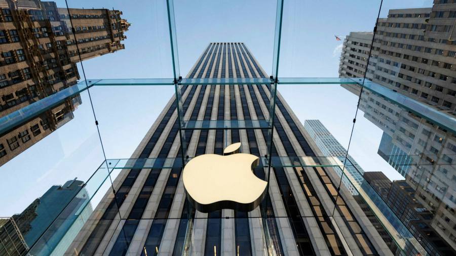 Former Apple lawyer pleads guilty over insider trading scheme