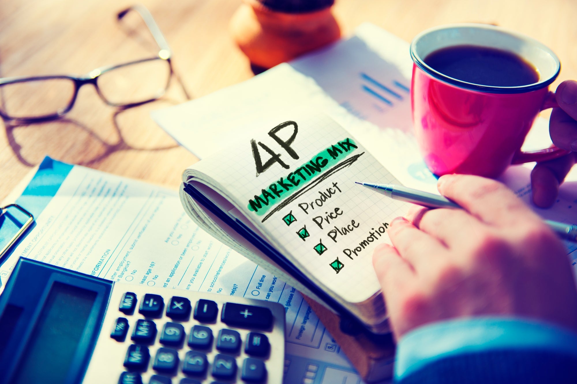 More power for your Marketing mix: the matrix of 49 stories