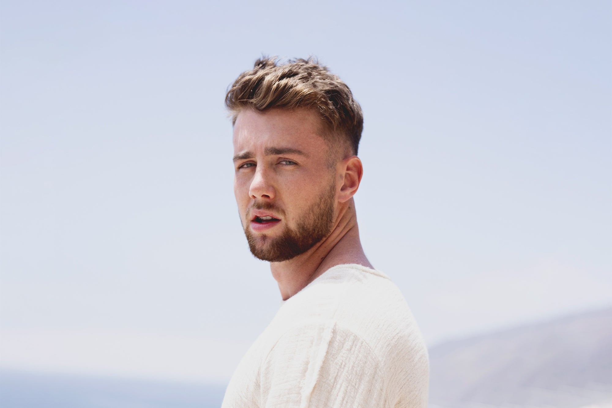 Viral Content Creator Shares 5 Tips for Growing Followers Organically