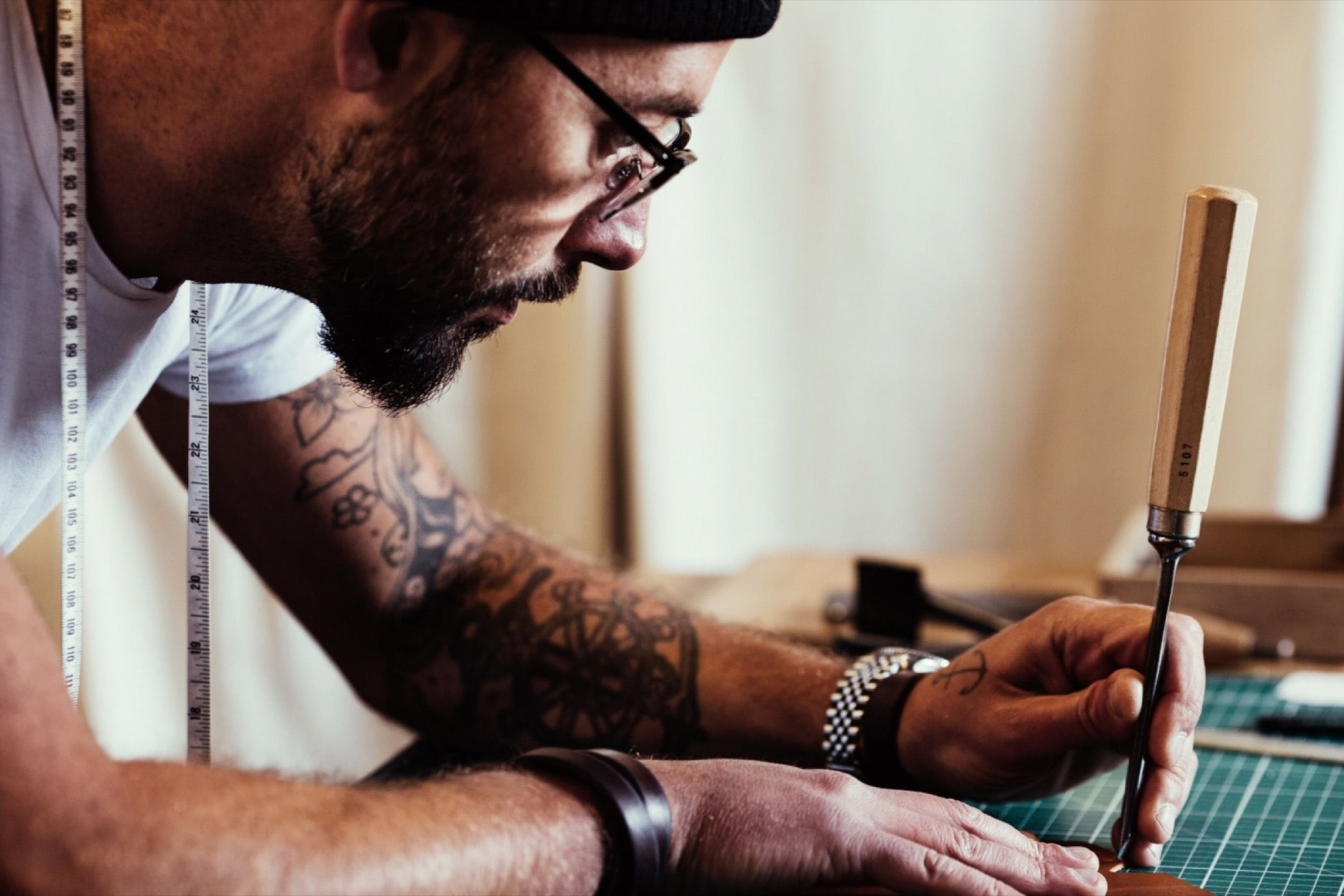 7 Advantages of Being a Left-Handed Entrepreneur