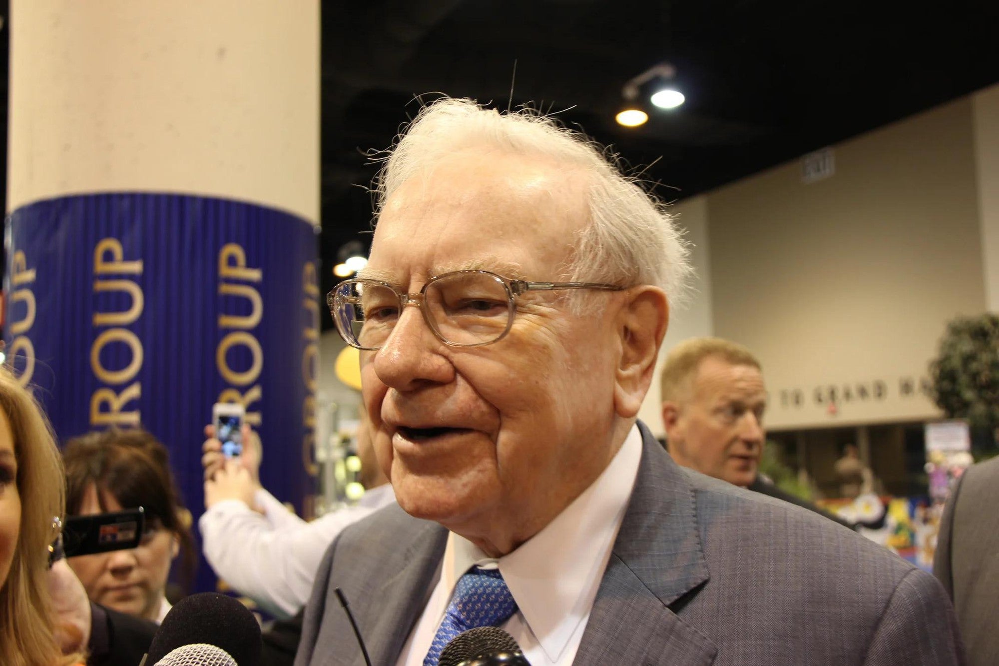 3 Stocks Warren Buffett Owns the Biggest Percentage Stakes In (Hint: Apple Isn't 1 of Them) | The Motley Fool
