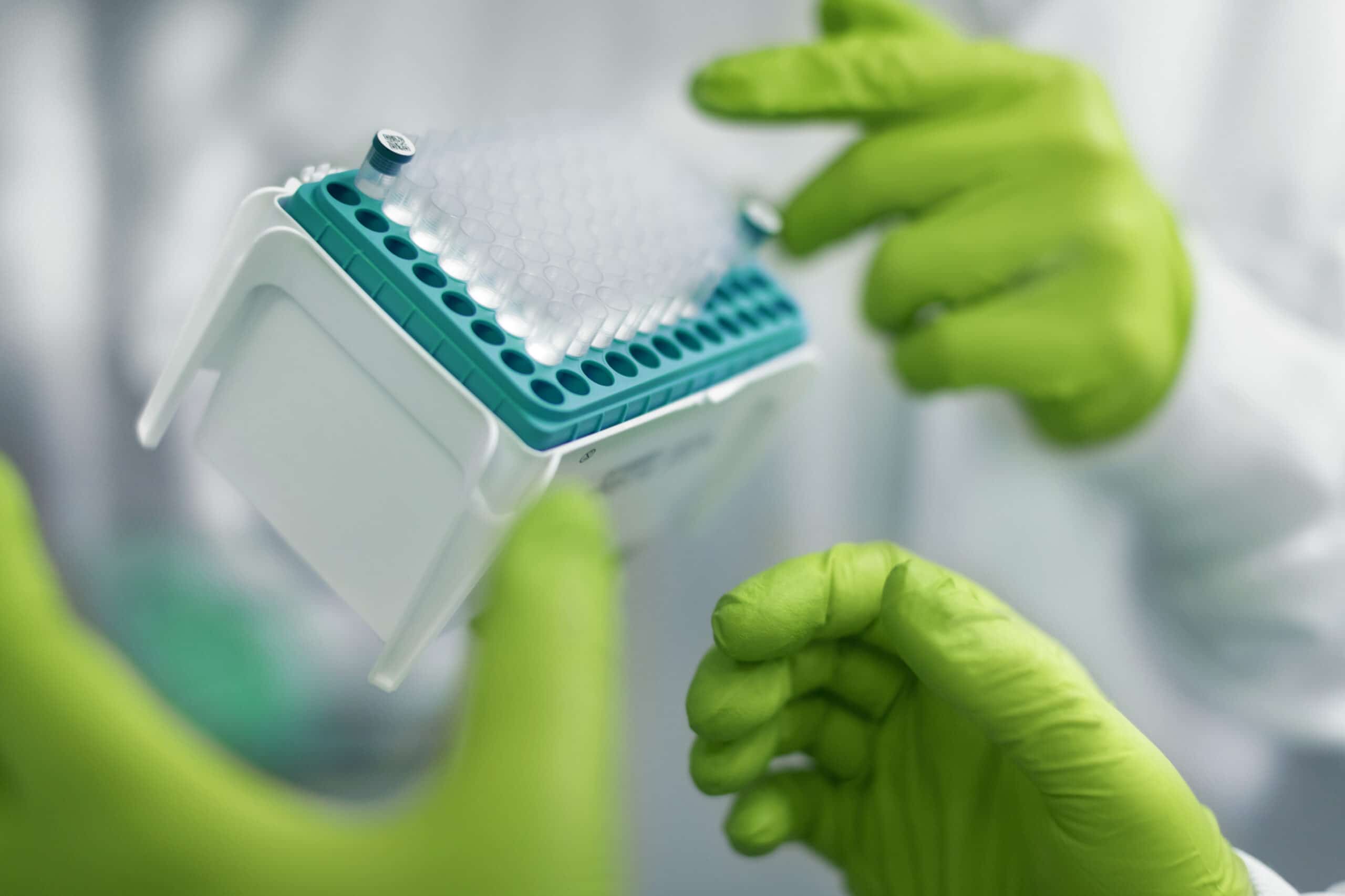 Hedge Funds are Shopping for BioTech Bargains Amid Market Downturn | The Motley Fool