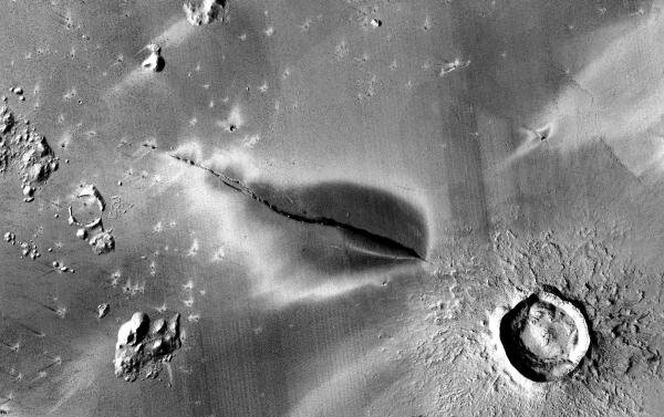Volcanoes on Mars could be active, raising possibility of recent habitable conditions