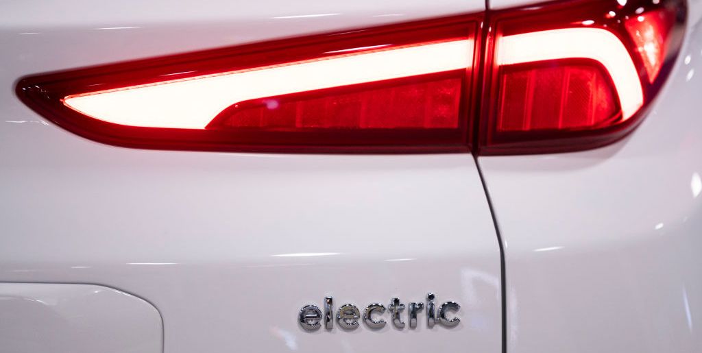 Electric Cars' Turning Point May Be Happening as U.S. Sales Numbers Start Climb 24 Electric Cars' Turning Point May Be Happening as U.S. Sales Numbers Start Climb