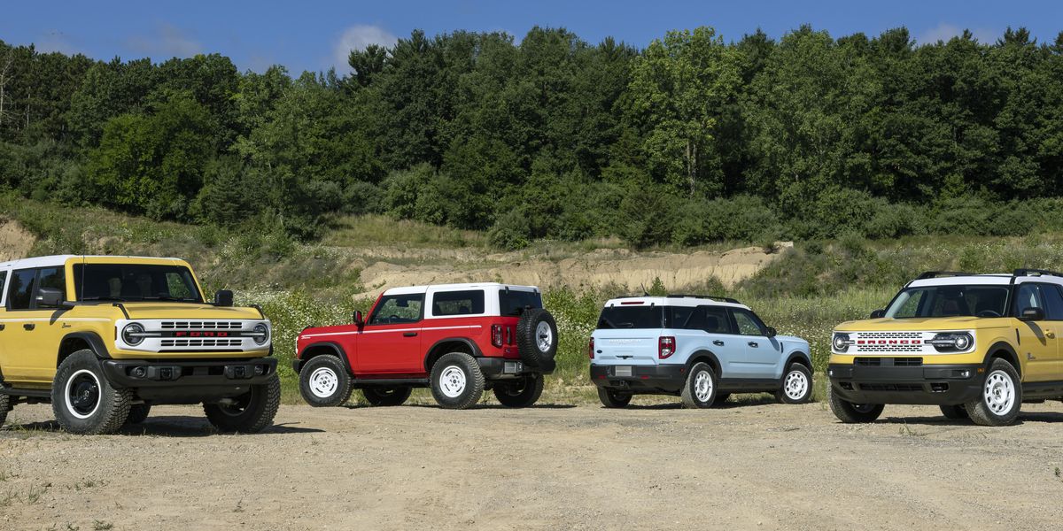 Ford Bronco Fans, Prepare to Love '60s-Throwback Heritage Editions 14 Ford Bronco Fans, Prepare to Love '60s-Throwback Heritage Editions