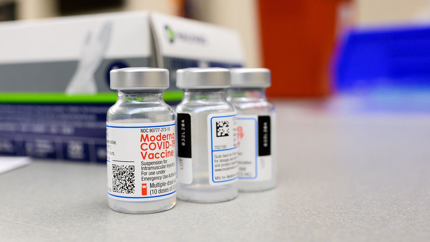 New COVID-19 boosters could contain bits of the omicron variant