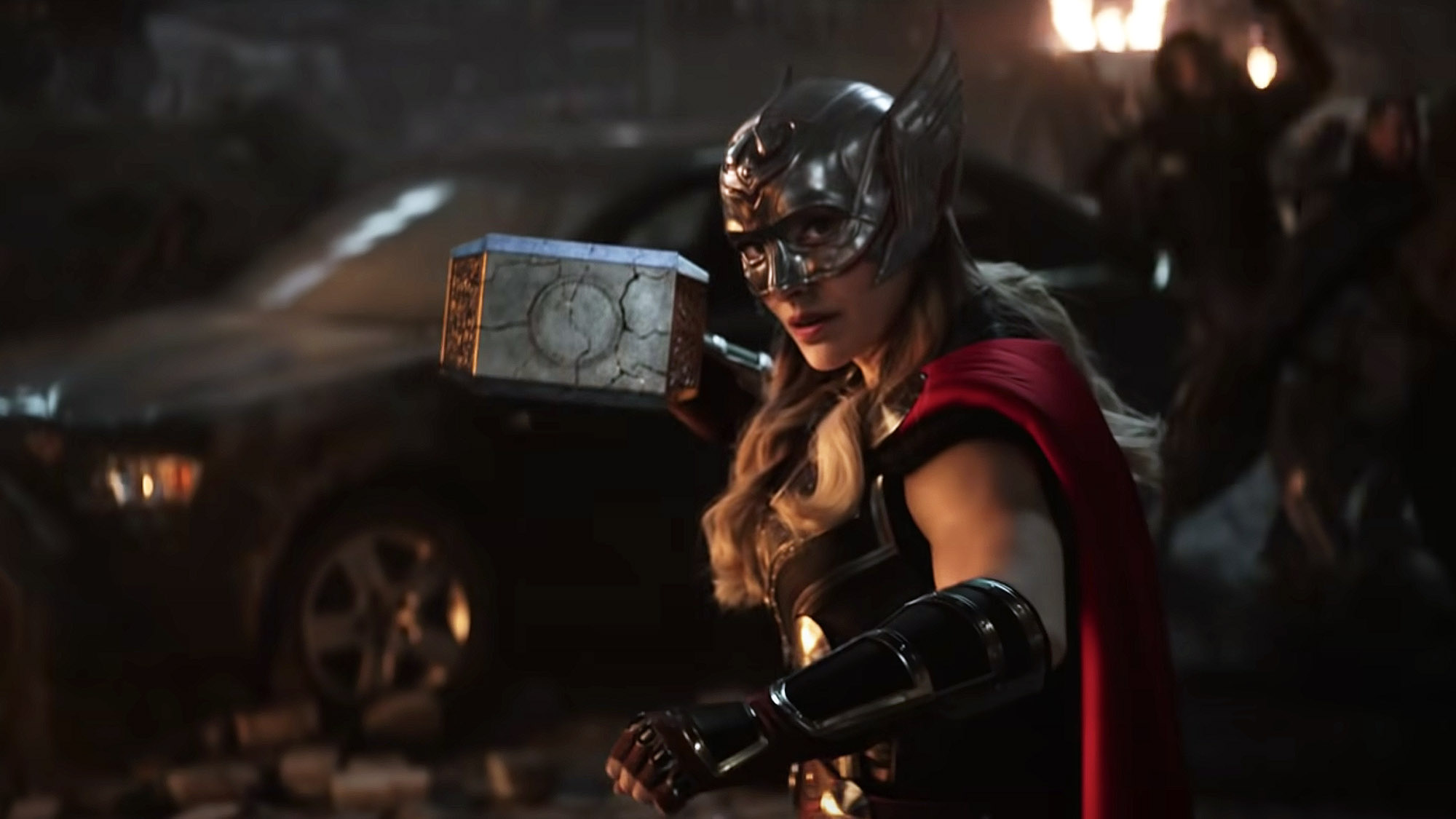 With Thor 4, Natalie Portman is finally the superhero | Digital Trends 4 Natalie Portman's Jane Foster wields mjolnir in Thor: Love and Thunder.